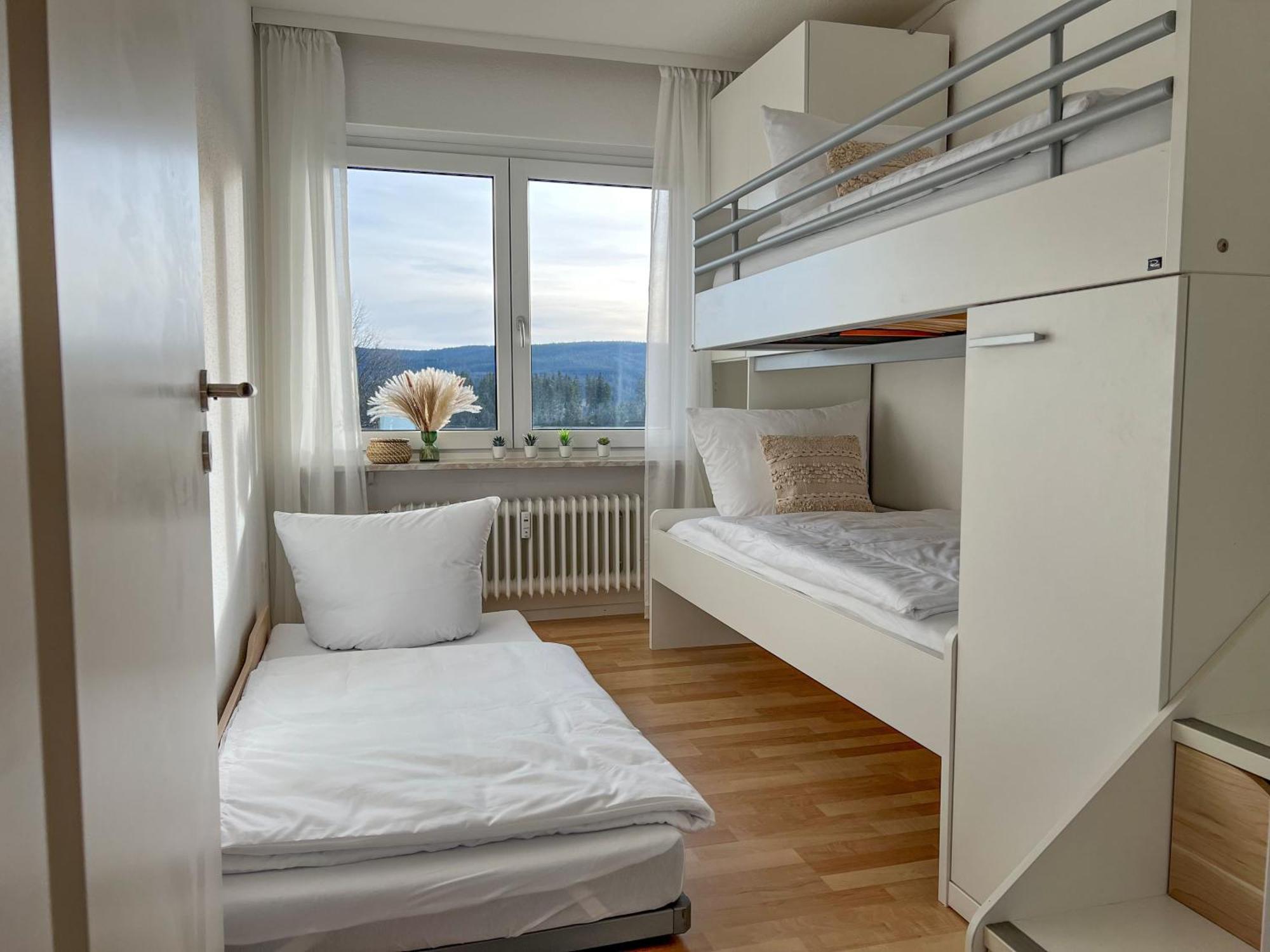 Feldbergblick Mit Schwimmbad Und Sauna レンツキルヒ エクステリア 写真